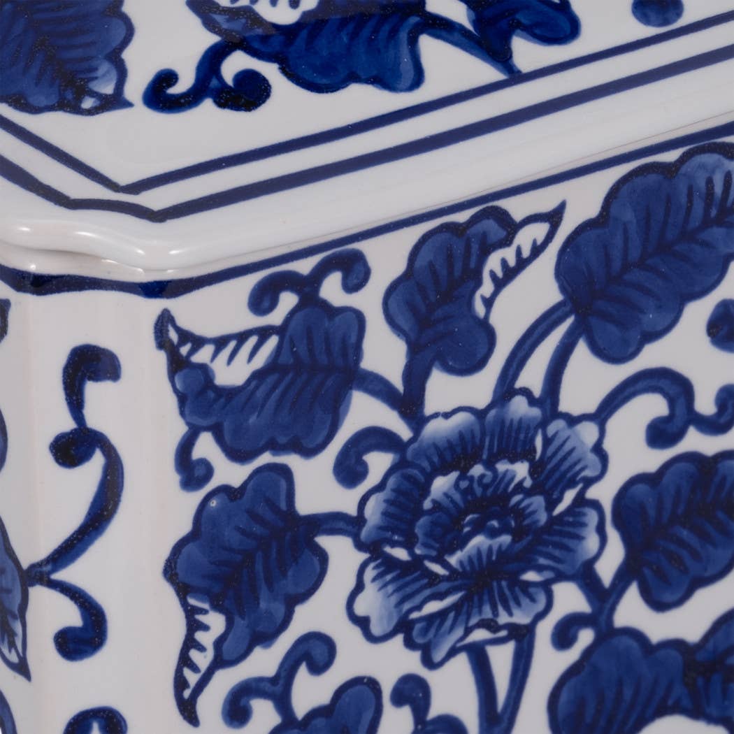 The Laguna Chinoiserie Candle — 13 oz