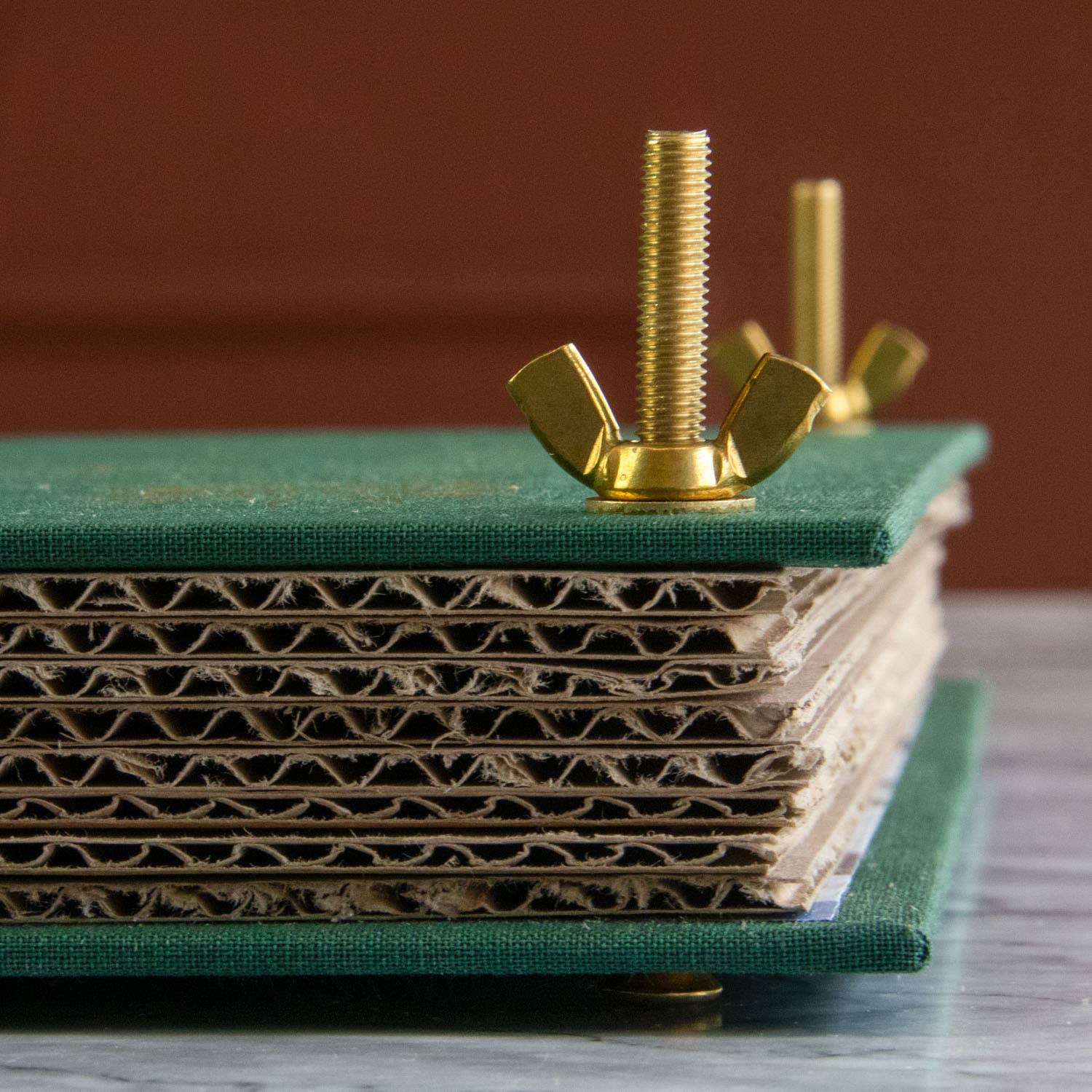 The Botanical Flower Press – Linen Cover & Gold Foil