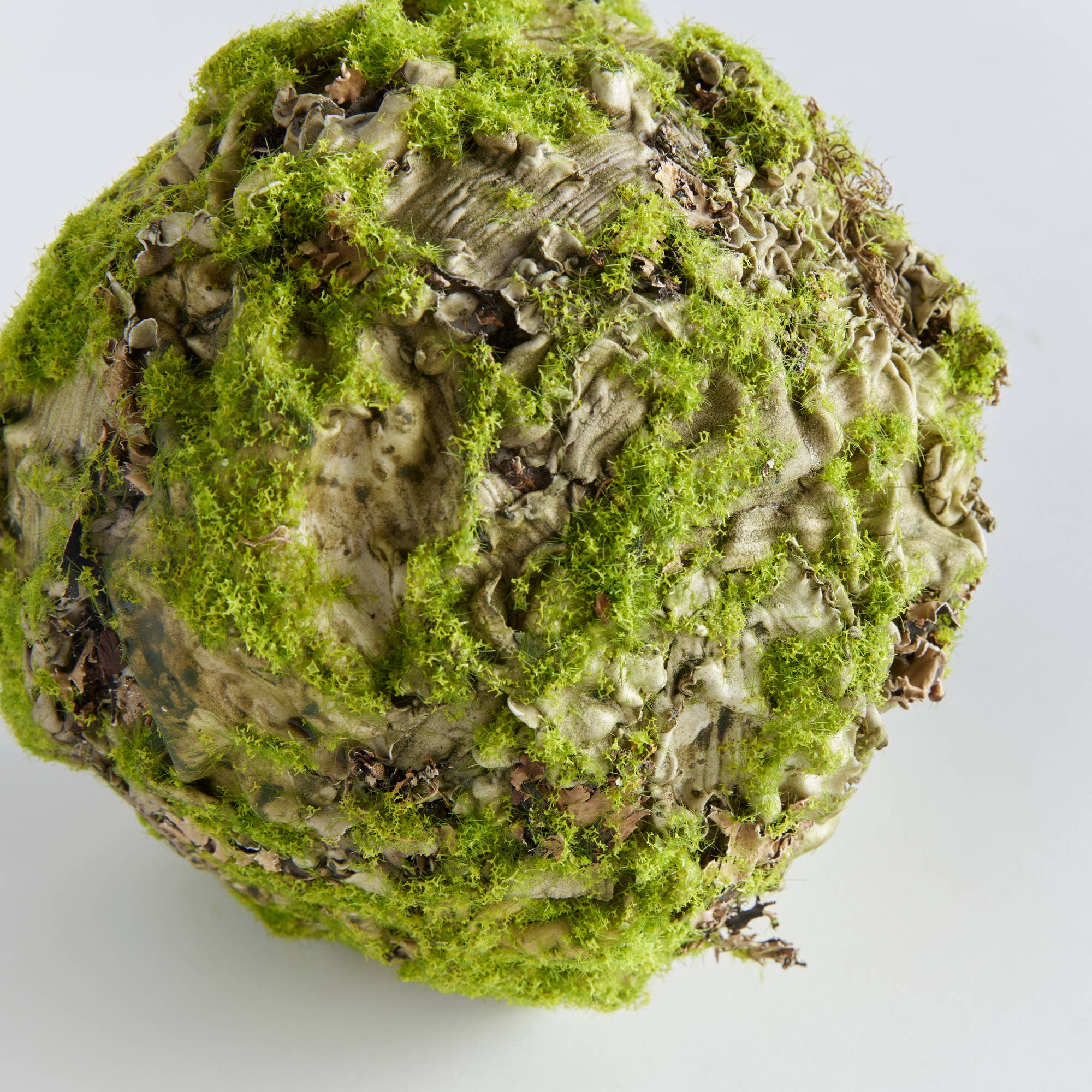 Mossy Lichen Orbs — Large