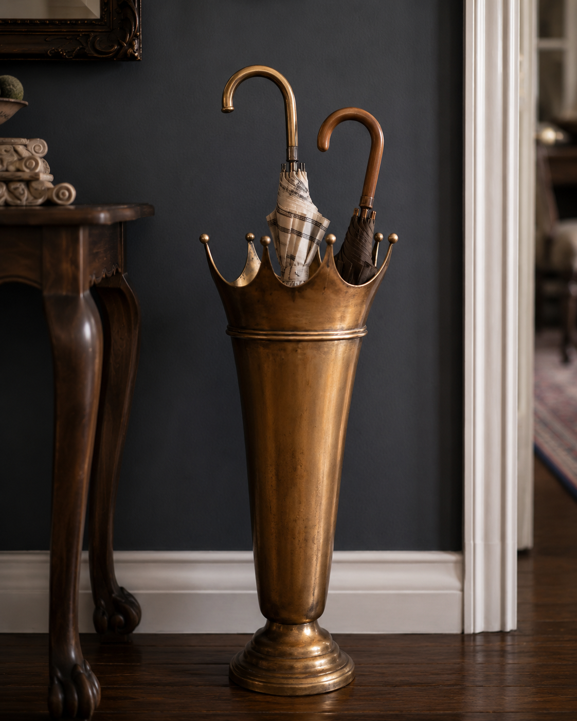 Antique Style Brass Crown Umbrella Stand