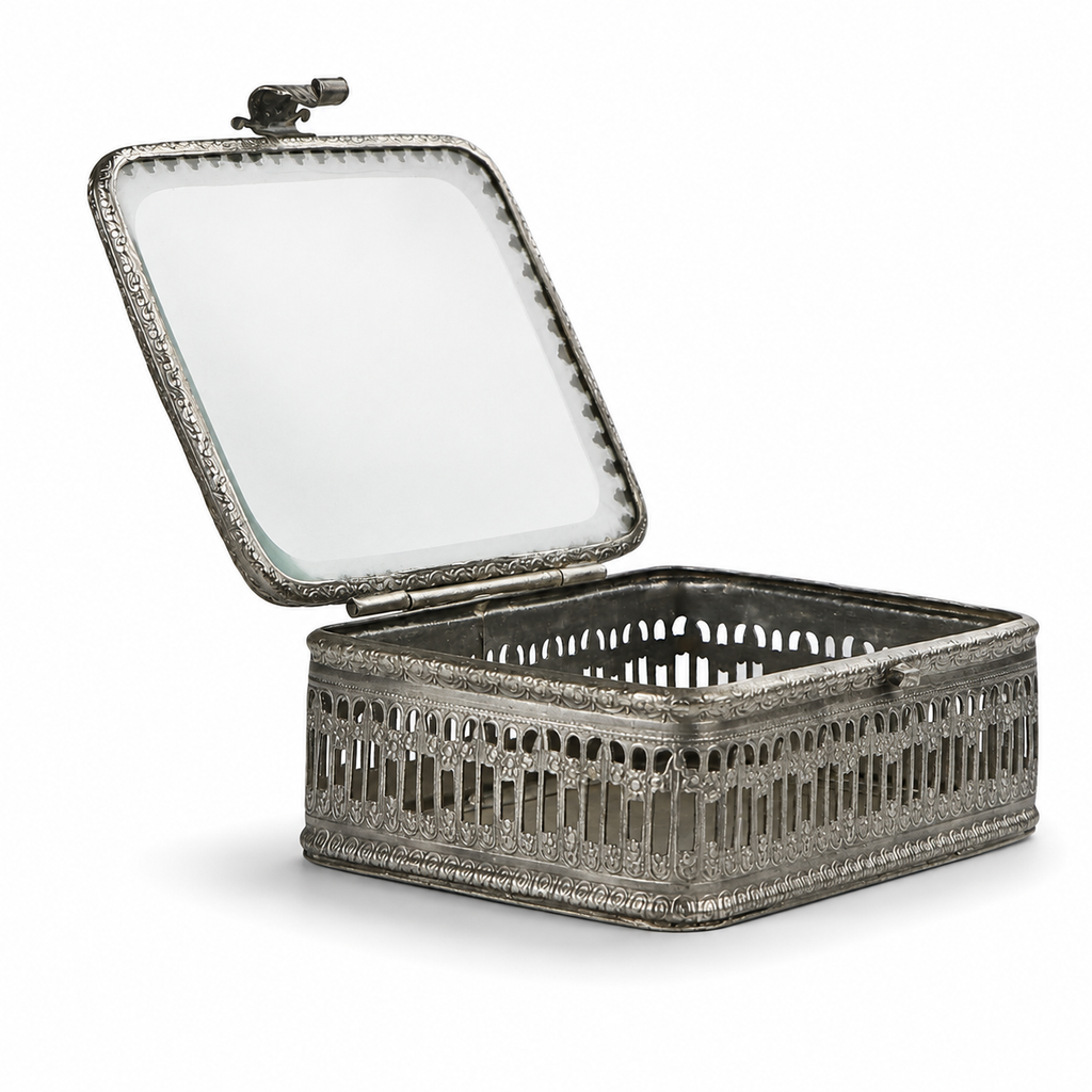 English Heritage Glass Box