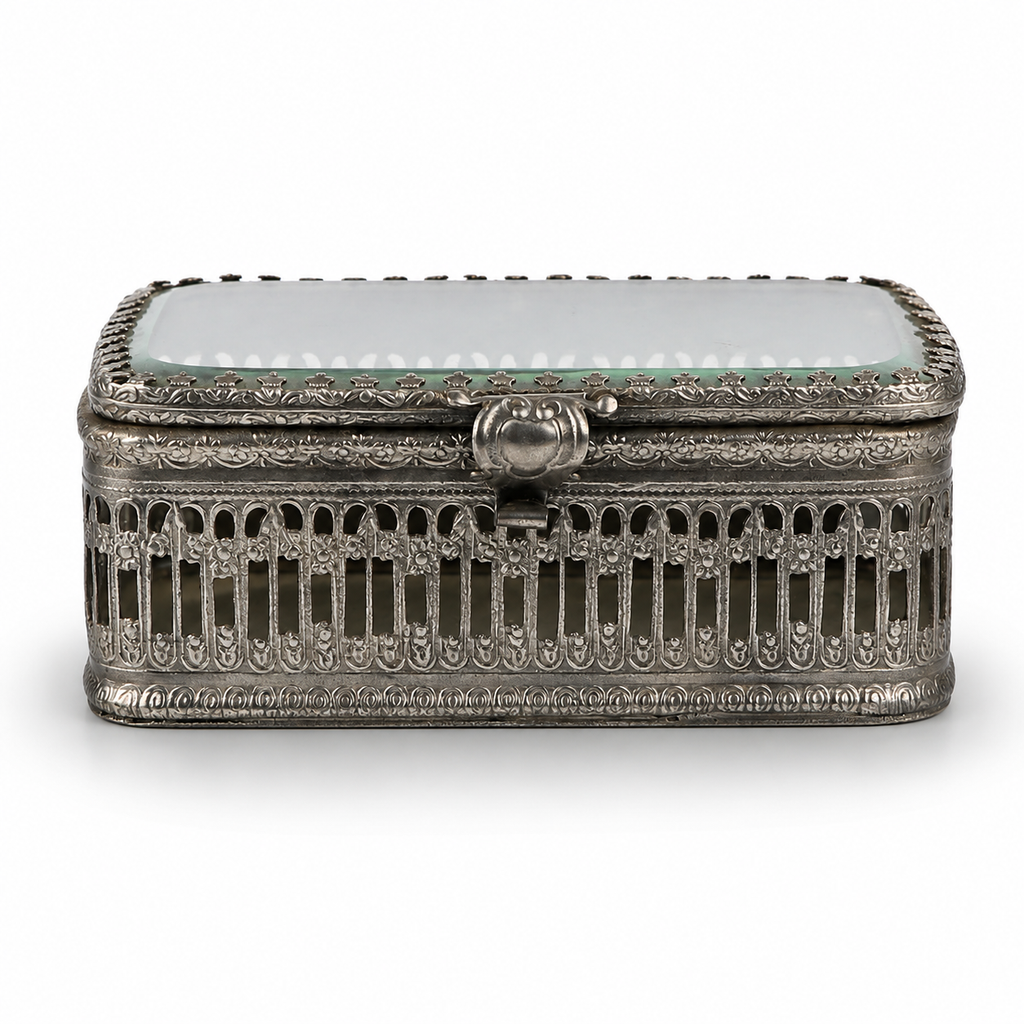 English Heritage Glass Box