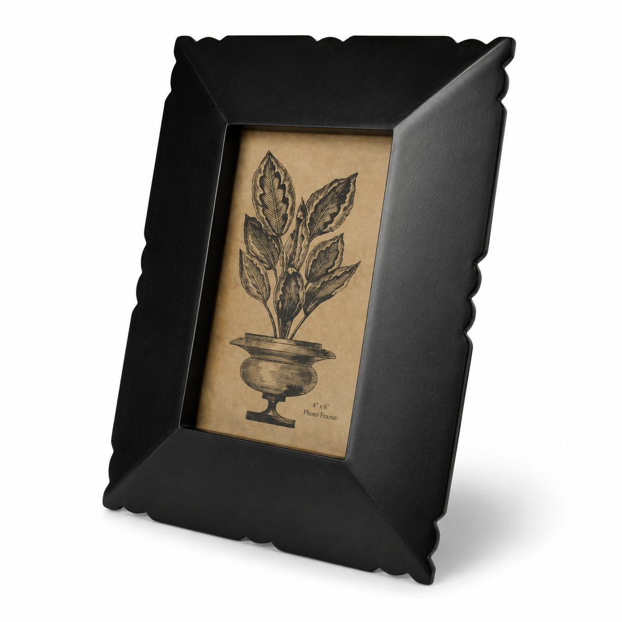 The Scalloped Black Frame — 4x6