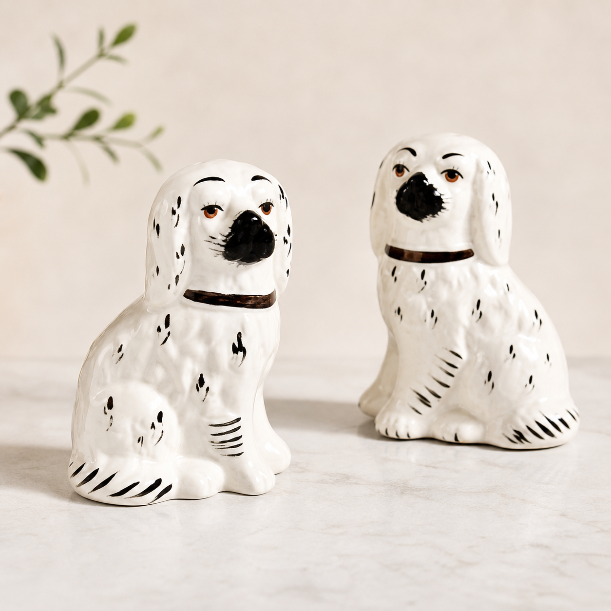 Vintage Beswick Staffordshire Spaniel Pair England — Stripped Tail