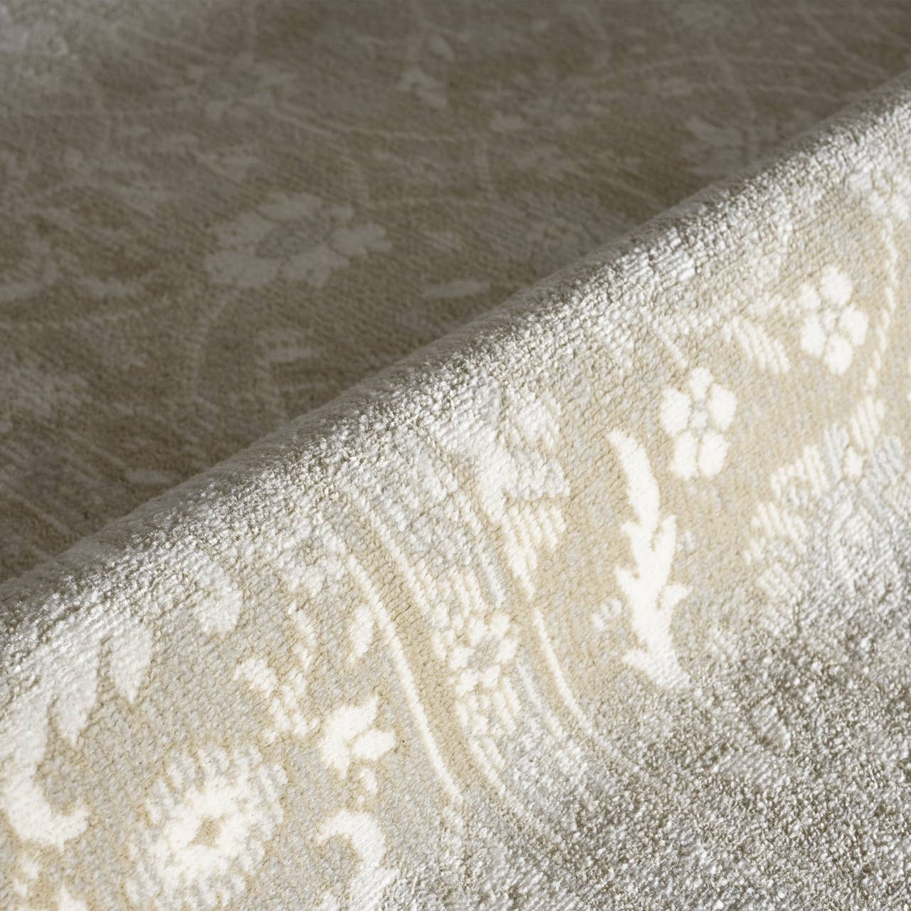 Floral Oriental Sand Rug