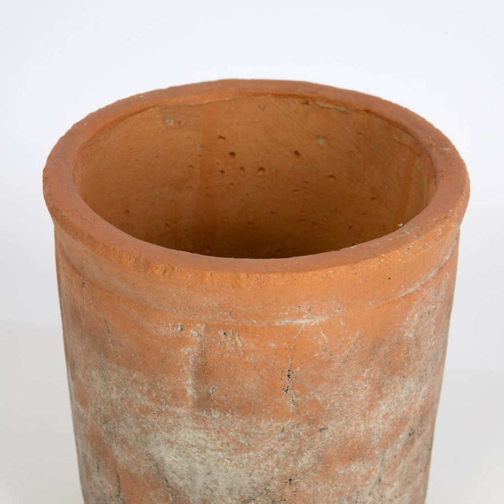 The Earthen Cylinder Pot